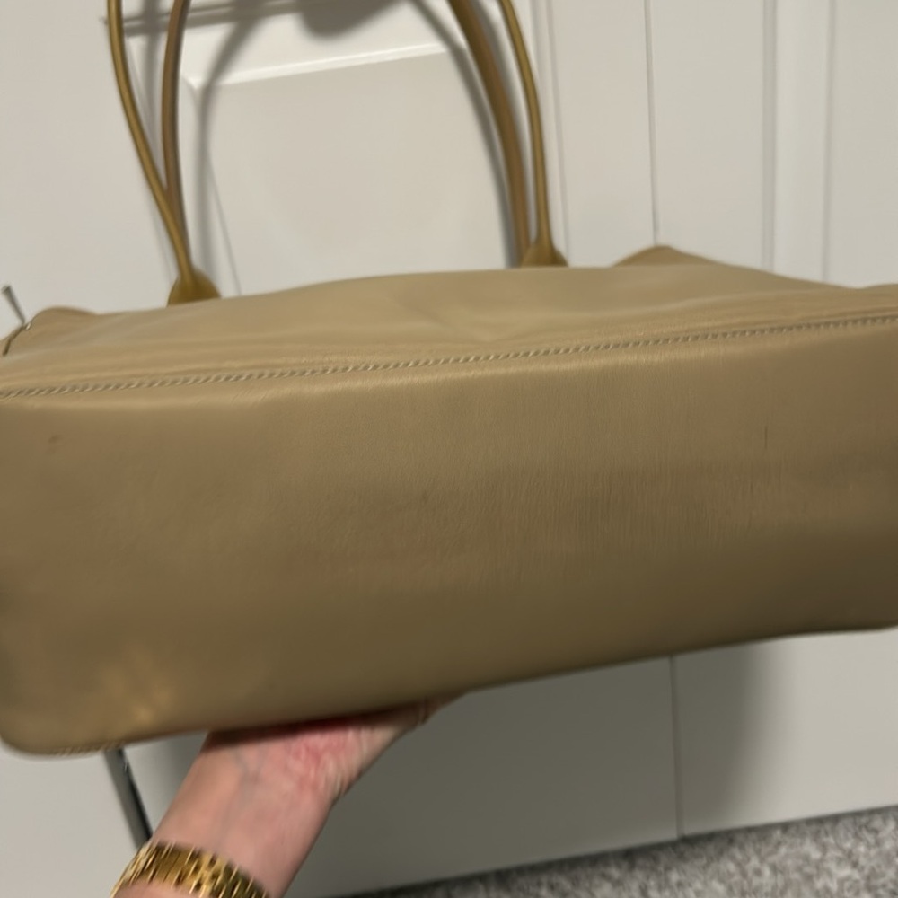 Longchamps Gold Handbag - Picture 9 of 16